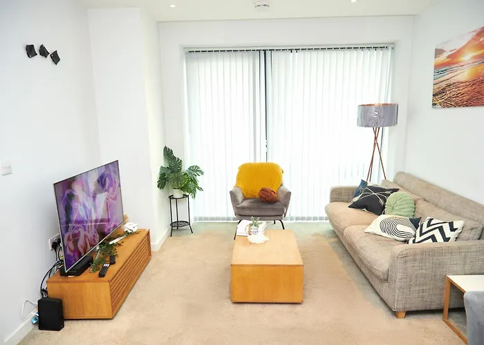 Cosy Two Bedroom Apartment In Manchester